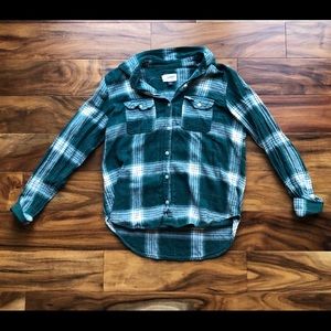 Long sleeve green flannel